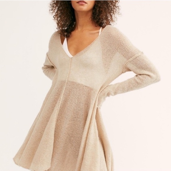 FREE PEOPLE oatmeal tunic sweater dress Dancing in the Forest Sweater sz Small - Picture 1 of 8